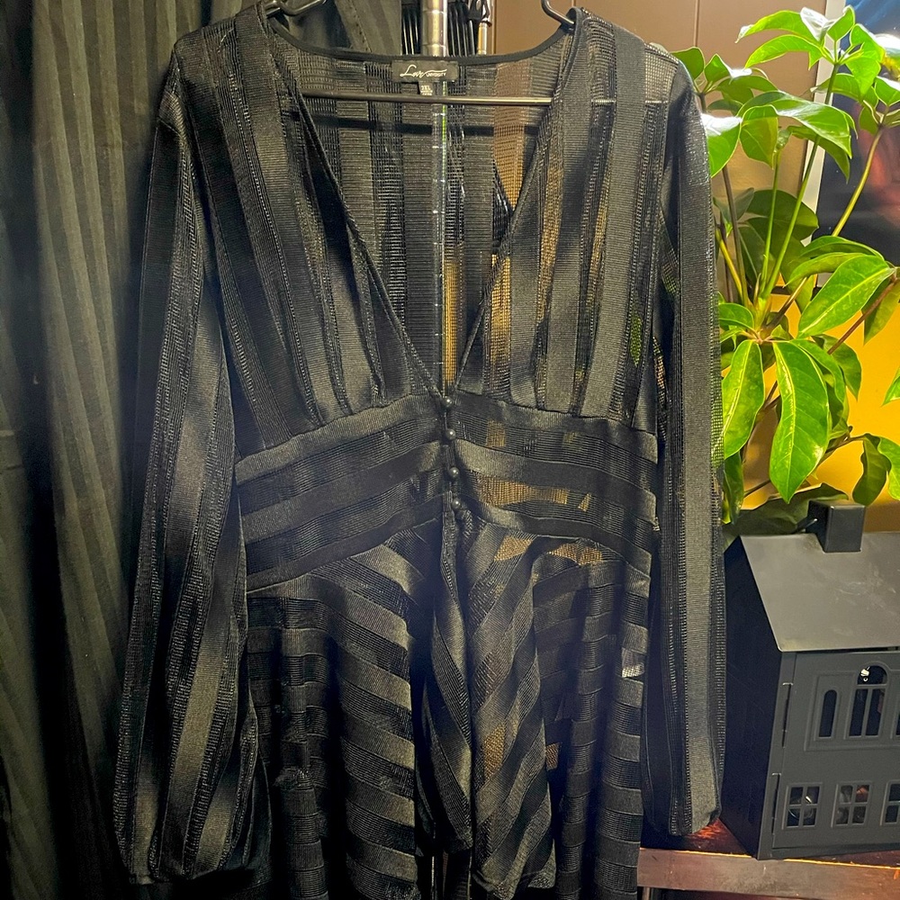 Plush Size Mesh Stripe High Low Top
